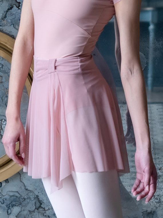 Bow skirt